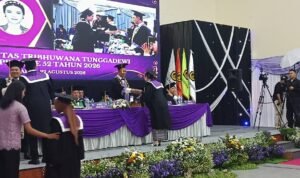 Wisuda Periode 52 UNITRI Wisuda ke-52 UNITRI Malang, 400 Lulusan Dibekali Kompetensi dan Karakter Siap Hadapi Dunia Kerja