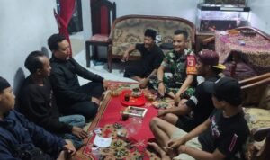 Babinsa Bumiayu dengarkan Keluhan Warga