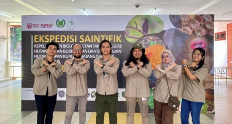 Menembus Hutan Perlis Malaysia, Tim Kehutanan FBiPK UB Petakan Potensi Flora, Hidrologi, dan HHBK