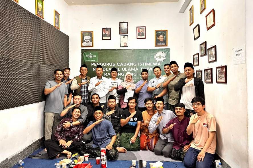 Dosen Agribisnis FBiPK UB bersama Pekerja Migran Indonesia Dosen Agribisnis FBiPK UB Bekali PMI di Taiwan agar Pulang Siap Bangun Usaha