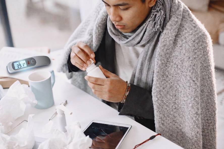 Fenomena Man Flu Bikin Pria Terlihat Sangat Lemas, Pakar UMM Ungkap Penjelasan Ilmiahnya