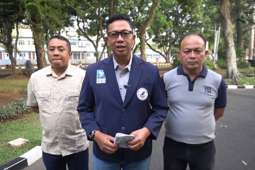 Pesawat PK-S360 Mendarat Darurat di Blora, FASI Jatim Pastikan Dua Kru Selamat