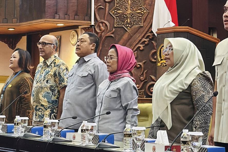 Komisi E DPRD Jatim Komisi E DPRD Jatim Dorong Bantuan Keuangan Khusus untuk Penanganan HIV/AIDS