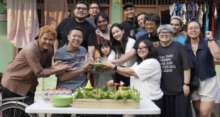 Sukses Jaya, Film Garapan Bayu Skak Ini Angkat Kisah Perjuangan Kuli Perantau di Jakarta