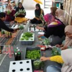 Polinema Ajak Warga Watugede Singosari Wujudkan Ketahanan Pangan lewat Hidroponik