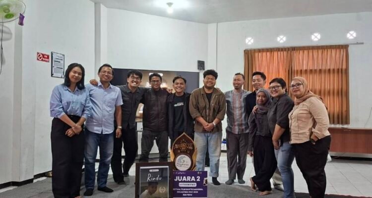 Film Rindu Karya Alumni Ilmu Komunikasi UNITRI Raih Juara 2 Festival Film Santri Nasional 202