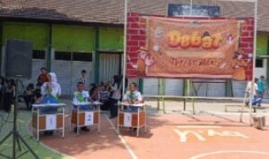 Debat Calon Ketua OSIS dan MPK SMAN 6 Kota Malang Utamakan Gagasan, Bukan Adu Argumen