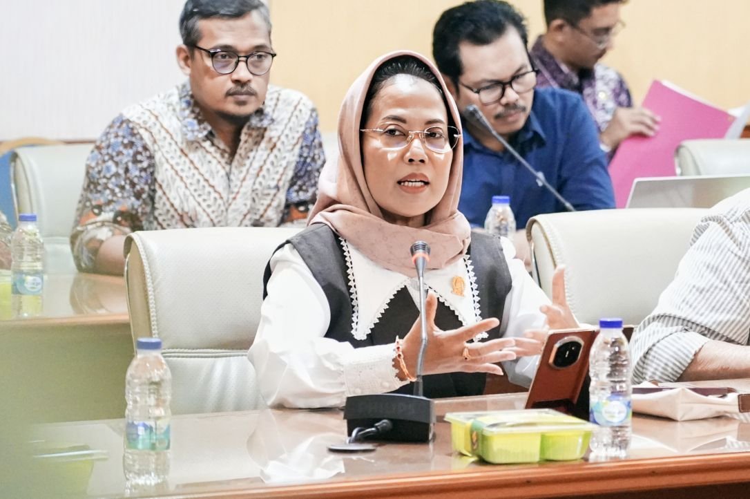 Dr Sri Untari Refleksi Hari Jadi Jatim, Dr. Sri Untari Tekankan Ekonomi Kerakyatan dan Pembangunan Inklusif