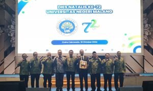 Hadiri Dies Natalis ke-72 UM, Wamendiktisaintek Tekankan Pentingnya Perubahan Paradigma Perguruan