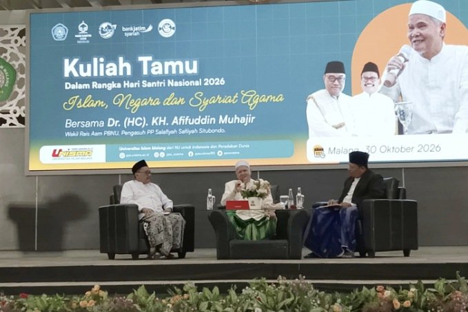 KH Afifuddin Muhajir Kuliah Tamu Hari Santri di Pascasarjana Unisma, KH Afifuddin Muhajir Bahas Relasi Islam dan Negara