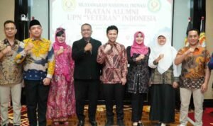Ning Lia dan Emil Dardak Bicara Masa Depan Pembangunan Jawa Timur di Munas IKA UPN Veteran