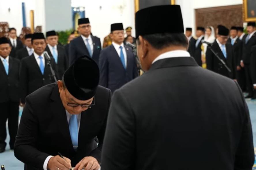 Jenderal (Purn) Dudung Abdurachman Resmi Jabat Menko Polkam