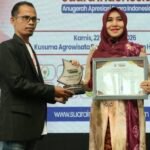 Lia Istifhama Dianugerahi Penghargaan Politisi Humanis Indonesia