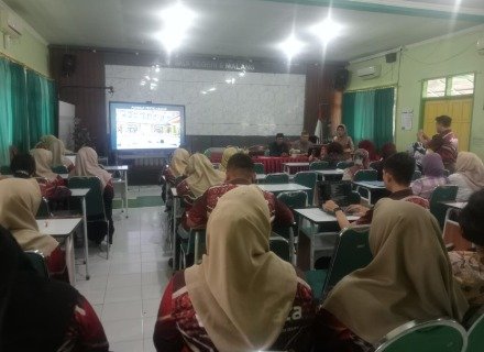 Penyelarasan visi misi SMAN 6 Kota Malang SMAN 6 Kota Malang Satukan Langkah, Perkuat Visi Pengembangan Sekolah