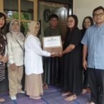 Kopmen SBW Malang Sampaikan Santunan Duka untuk Agustina Ekawati