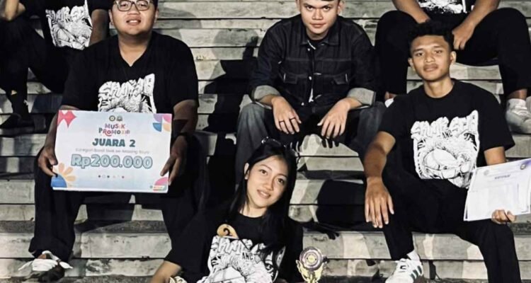 Tampil Kompak, SKUNK N SCAR SMAN 1 Turen Raih Juara 2 Lomba Band UIN Malang
